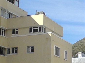Vicmor Court 35 - * Cape Town